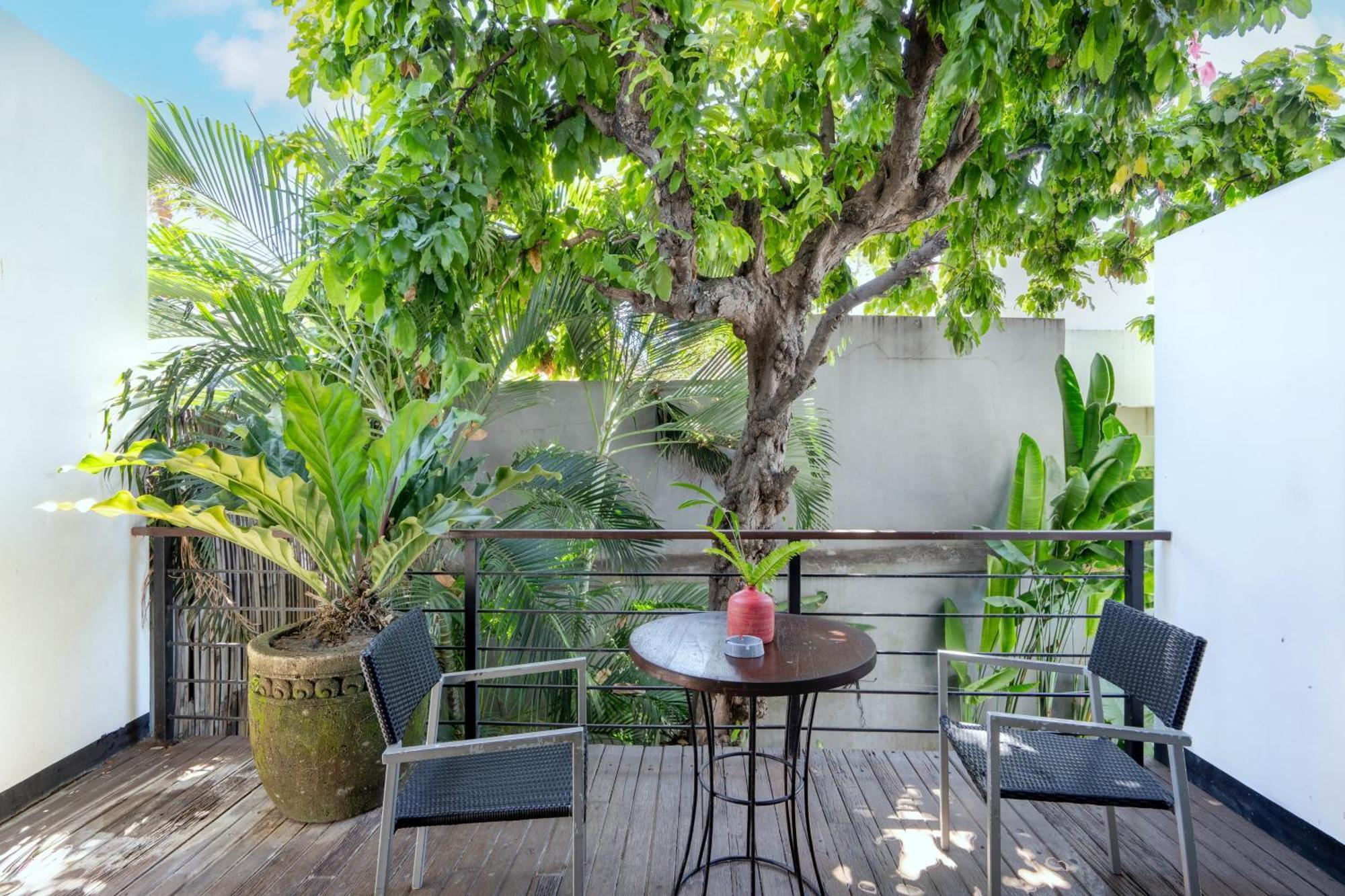 Balissimo Apartment By Betterplace Seminyak Exterior foto